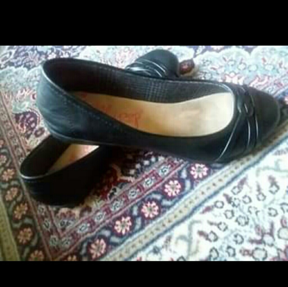 Black Leather Flats 8 1/2